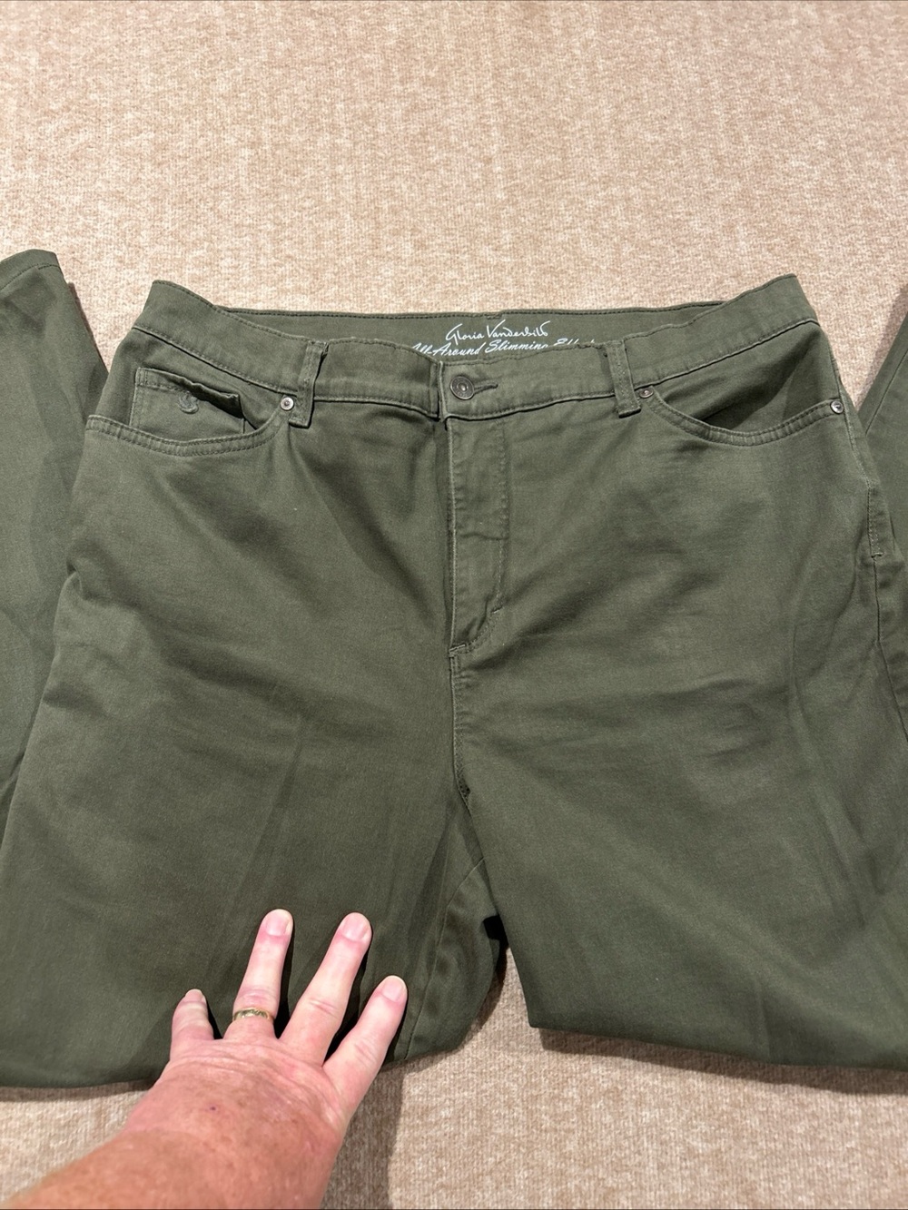 Gloria Vanderbilt Jeans Women’s Size 16 Olive Green Plus Size Amanda